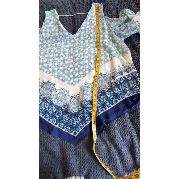 DR2 Cold Shoulder Top Geometric Bohemian Lined V-neck Blouse XL - Picture 8 of 8